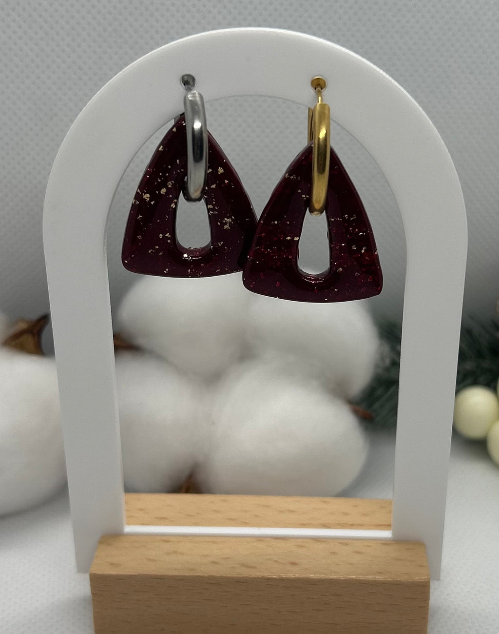 Léa bordeaux et dorée